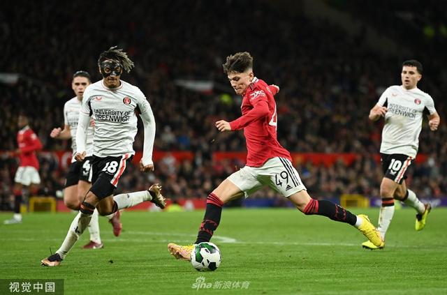 后点鱼跃头 后点鱼跃头